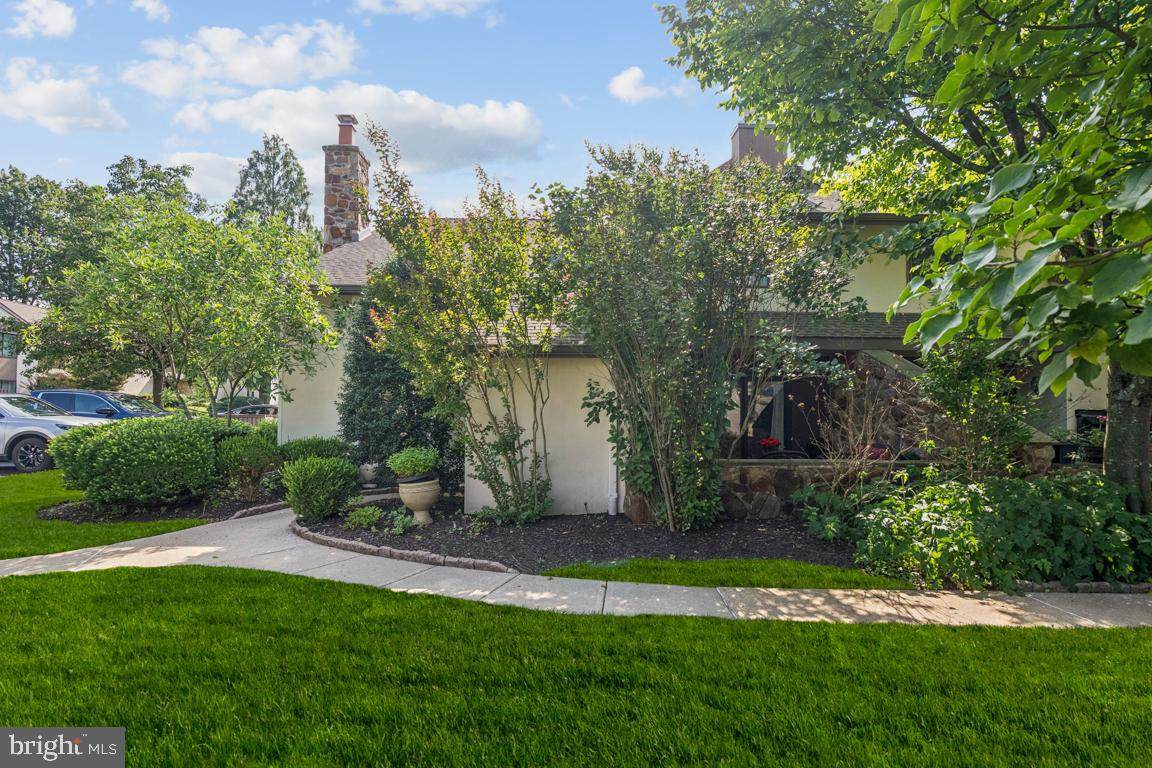 81 Oak Knoll Drive - Photo 1