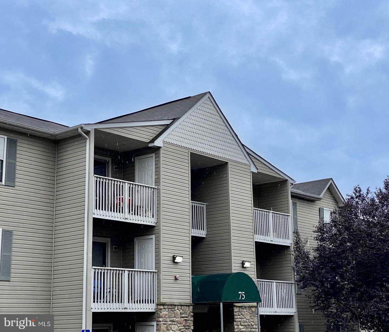 75 Fern Oak Circle - Photo 1