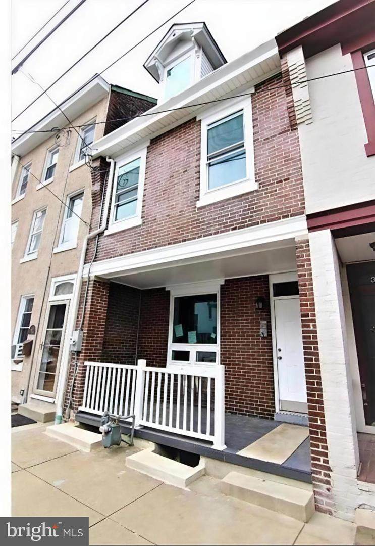 333 Hector Street - Photo 1