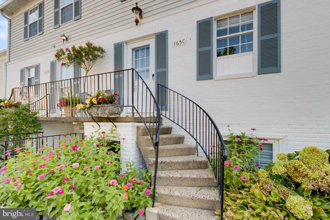 165-C Fairfield Drive - Photo 1
