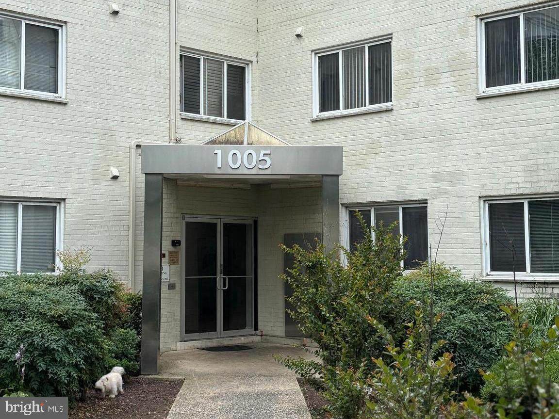 1005 Chillum Road - Photo 1