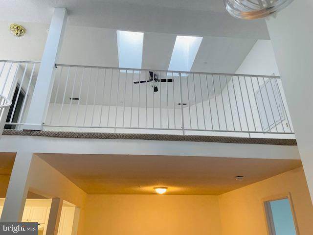 10010 Vanderbilt Circle - Photo 1