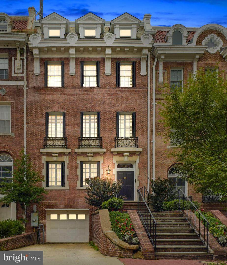 2127 Leroy Place - Photo 1