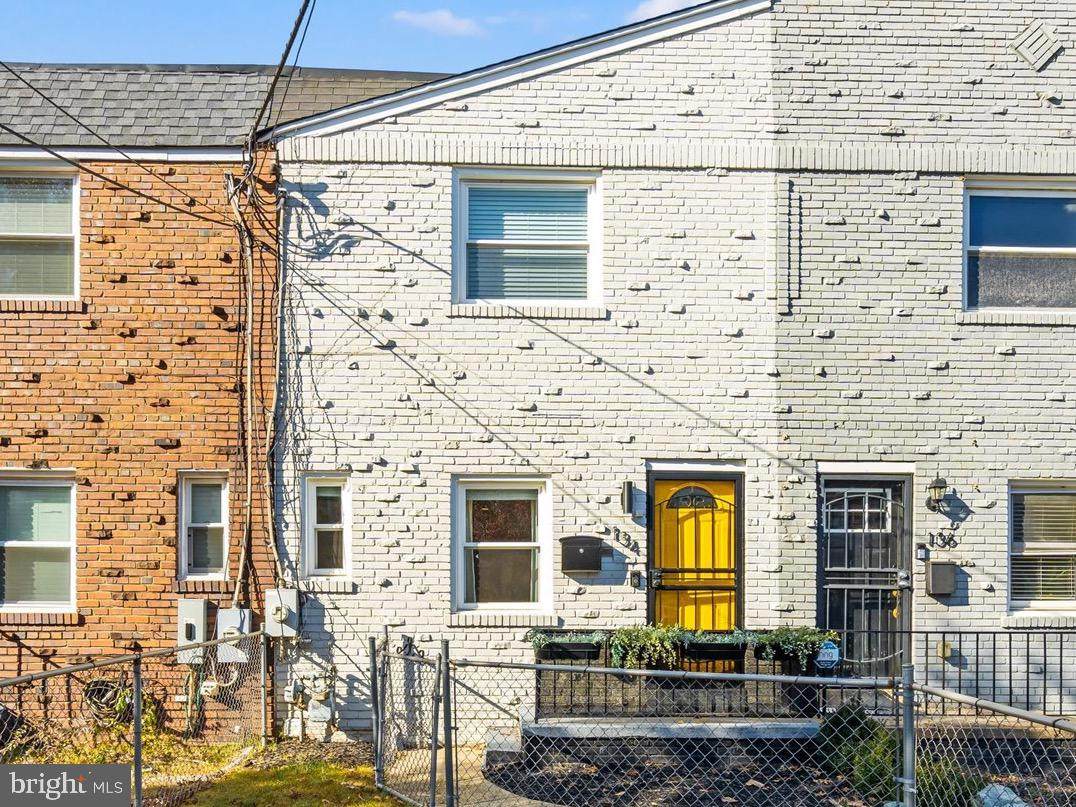 134 35TH Street - Photo 1