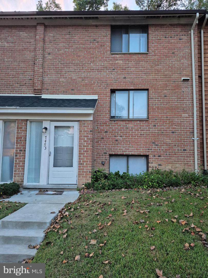 7453 Hickory Log Circle - Photo 1