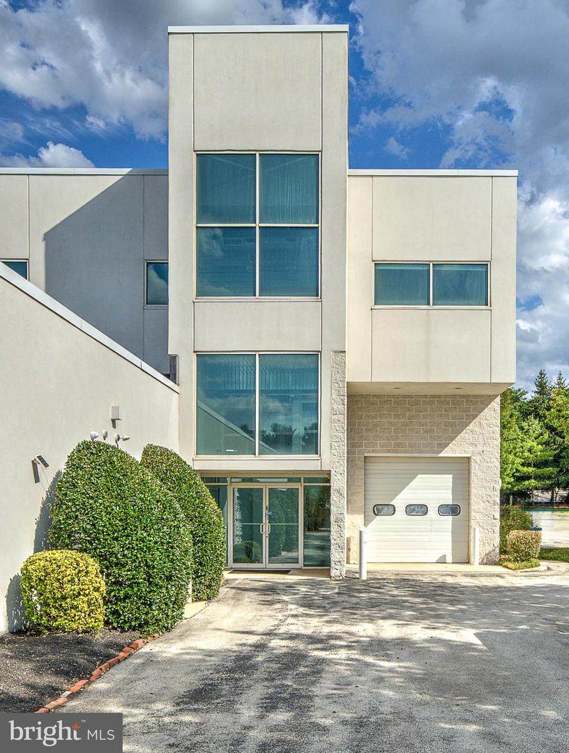 651 Park Avenue - Photo 1