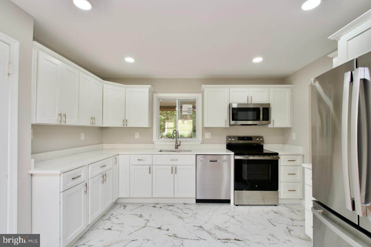 5708 Norton Road - Photo 1