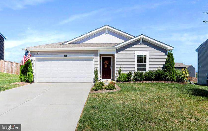 98 Saber Drive - Photo 1