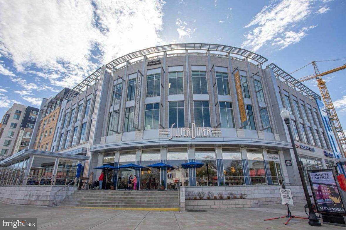 4520 King Street - Photo 1