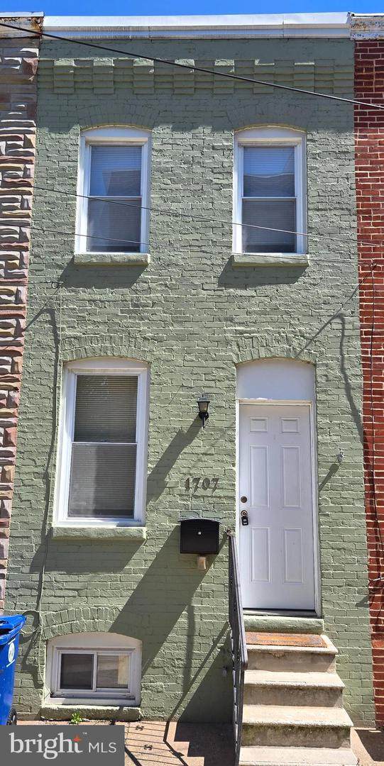 1707 Olive Street - Photo 1