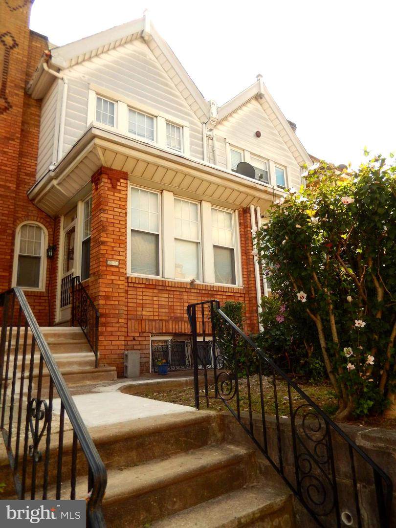 6453 Smedley Street - Photo 1