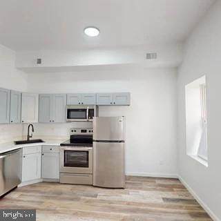 24 Warren Street - Photo 1