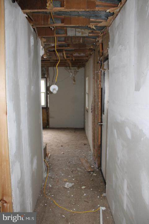 https://bt-photos.global.ssl.fastly.net/brightmls/orig_boomver_2_804204950142-2.jpg