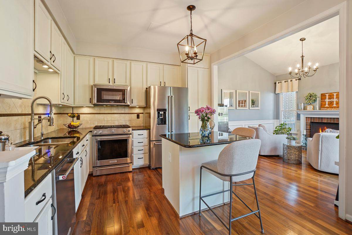 47558 Tenfoot Island Terrace - Photo 1