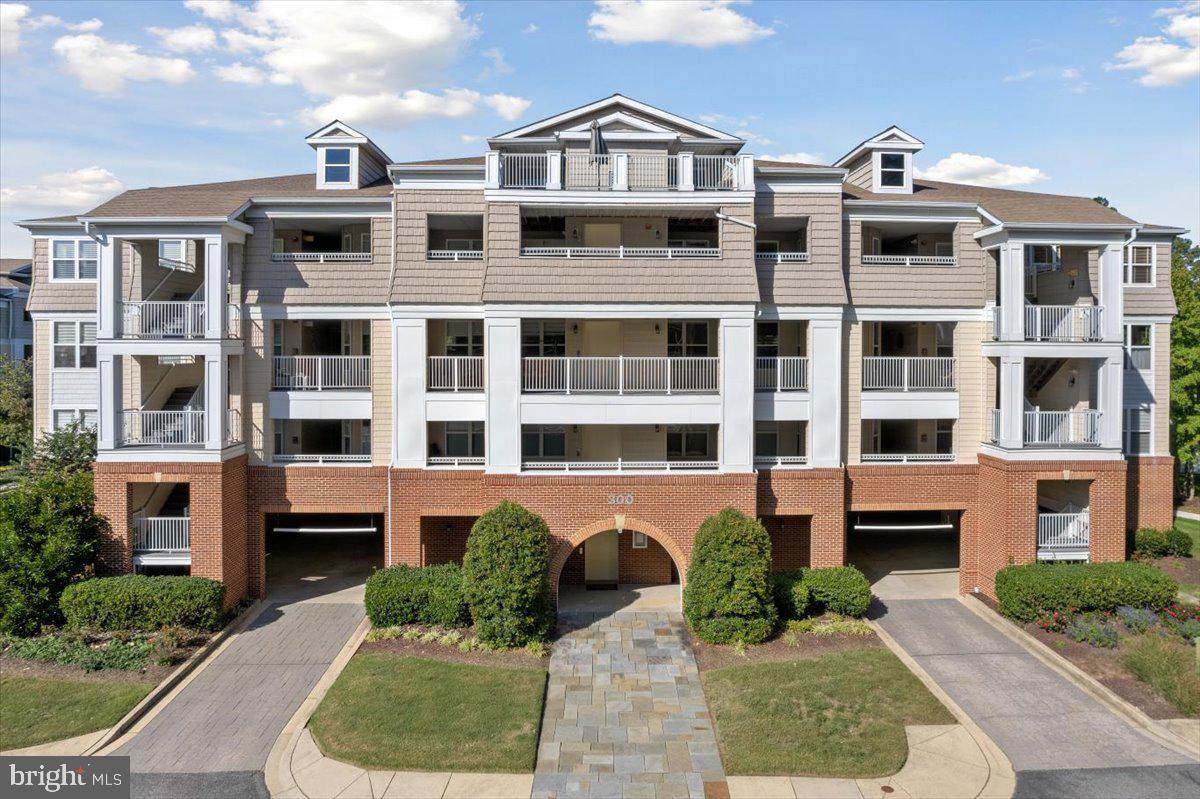 322 Oyster Bay Place - Photo 1