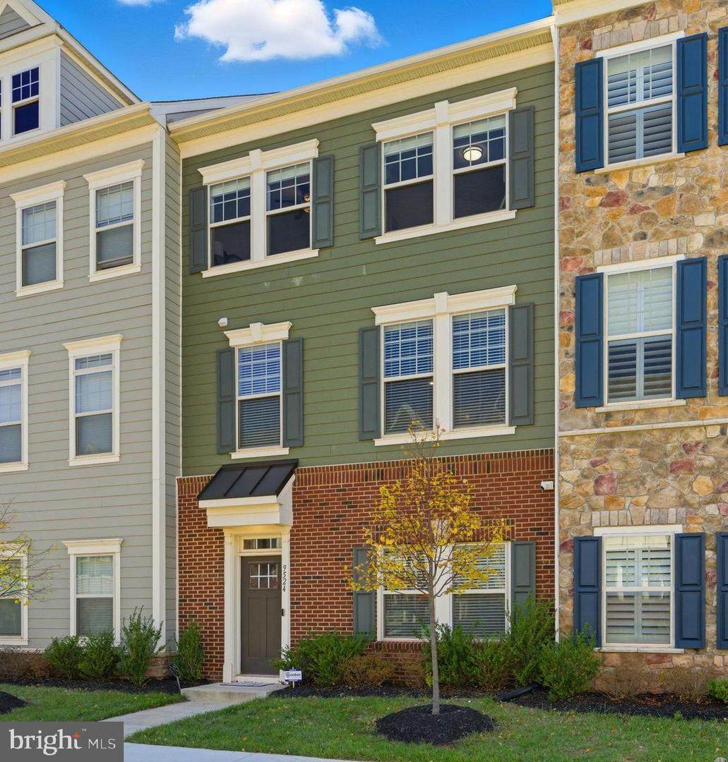 9524 Barnes Loop - Photo 1