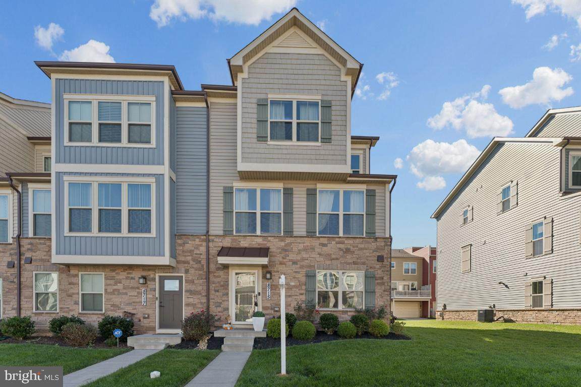 8715 Shady Pines Drive - Photo 1