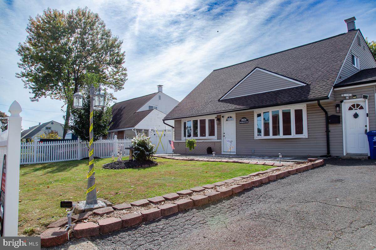 2824 Woodhaven Road - Photo 1