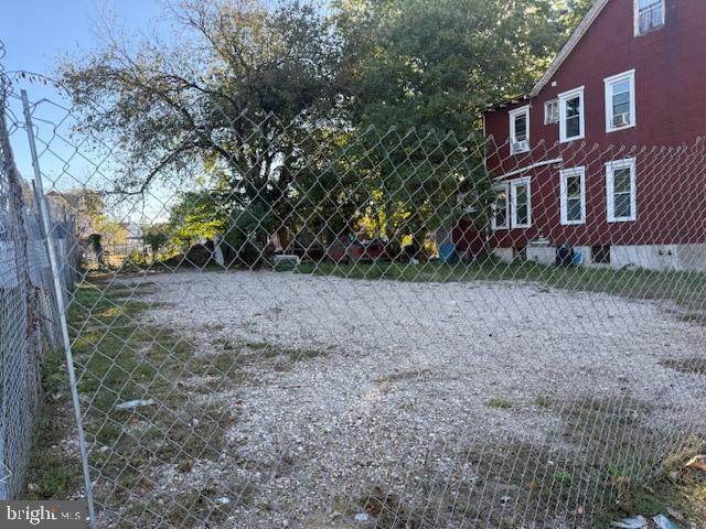 32 25TH Street - Photo 1