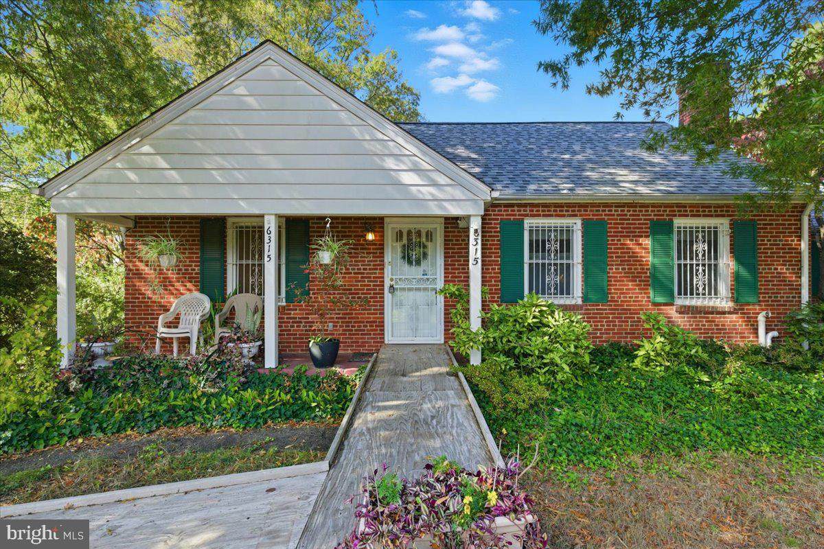 6315 Middleton Lane - Photo 1