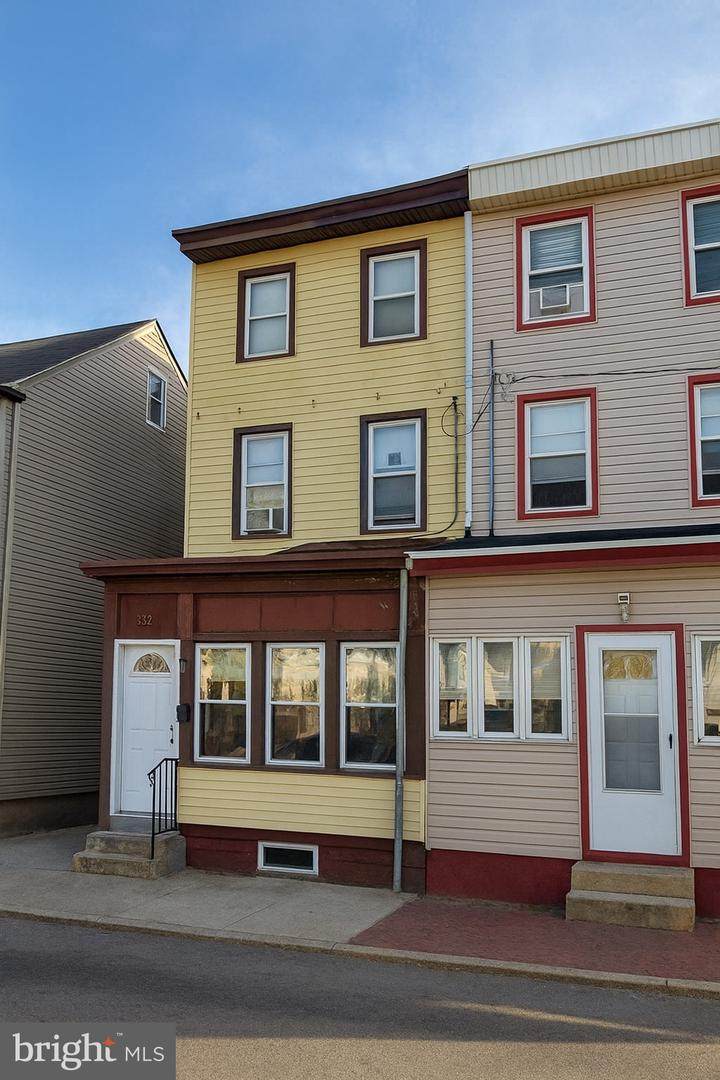 338 Morris Street - Photo 1