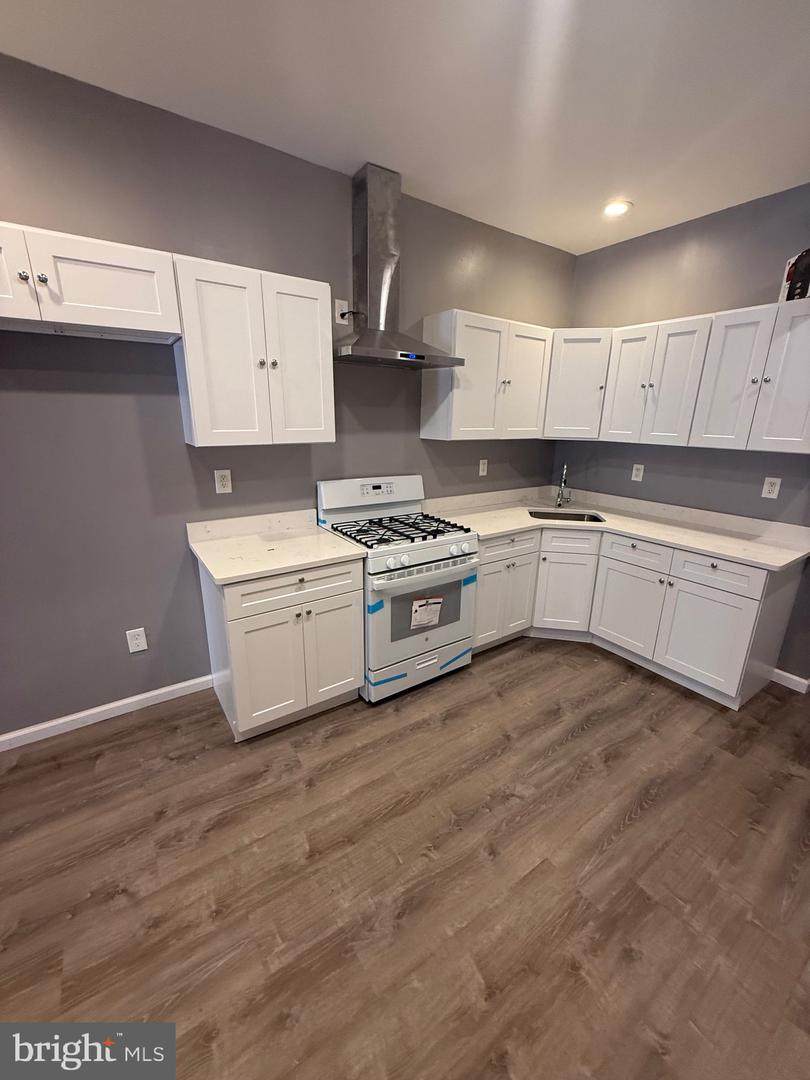 1216 Morton Street - Photo 1