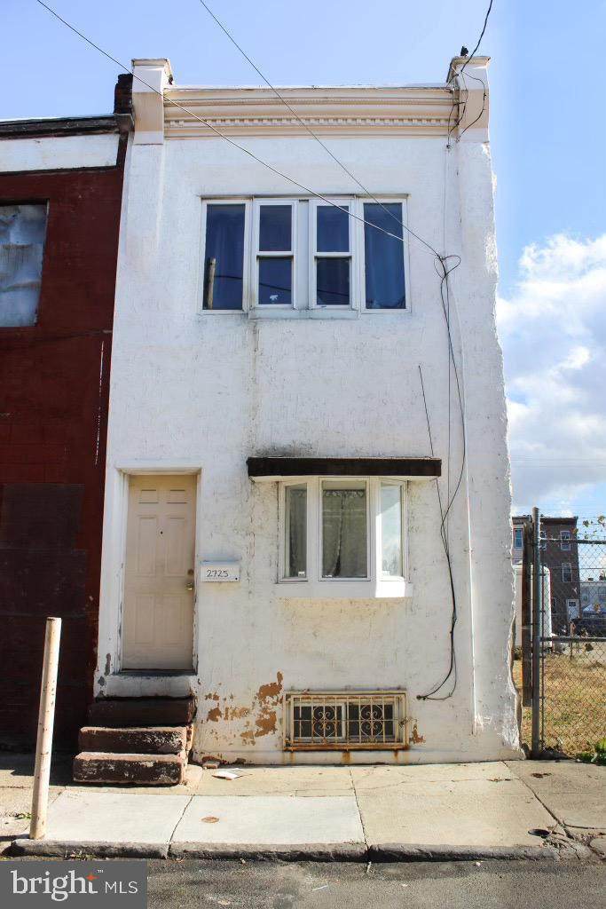 2725 Philip Street - Photo 1