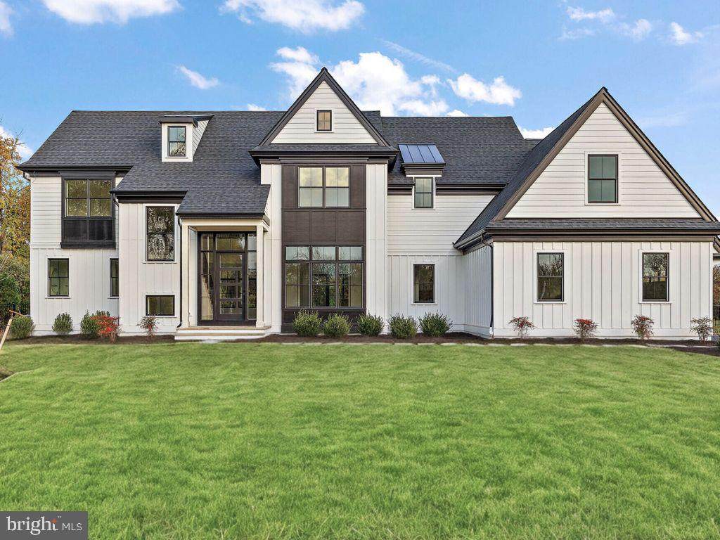 1339 Carolannes Way - Photo 1