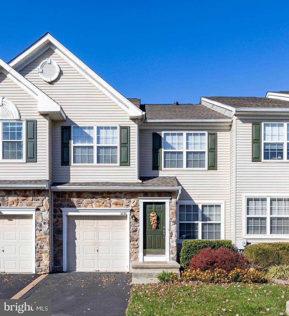 3830 Honey Locust Drive - Photo 1