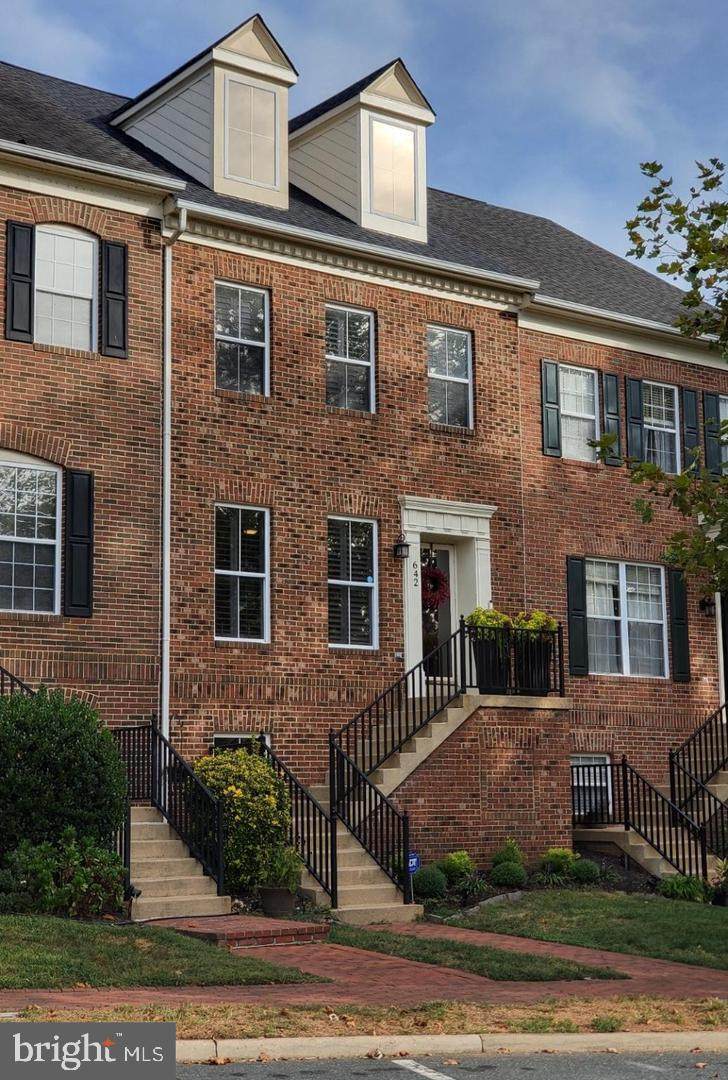 642 Belmont Bay Drive - Photo 1