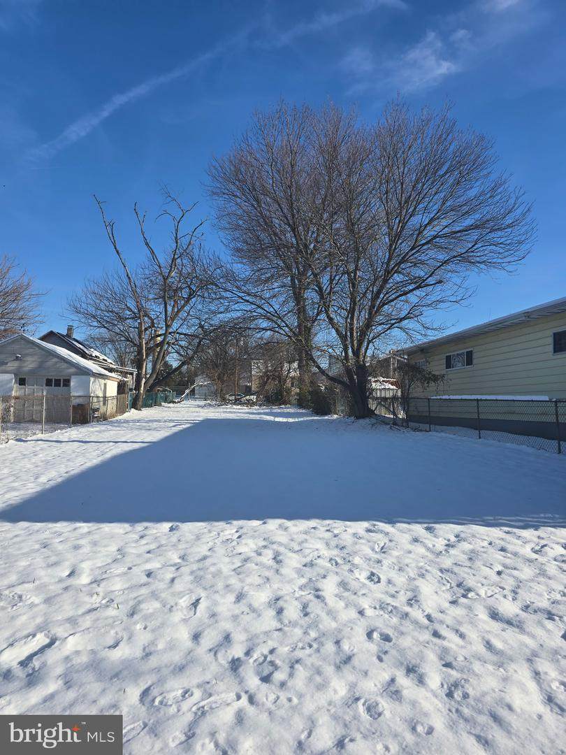  Dreyden Ave - Photo 1