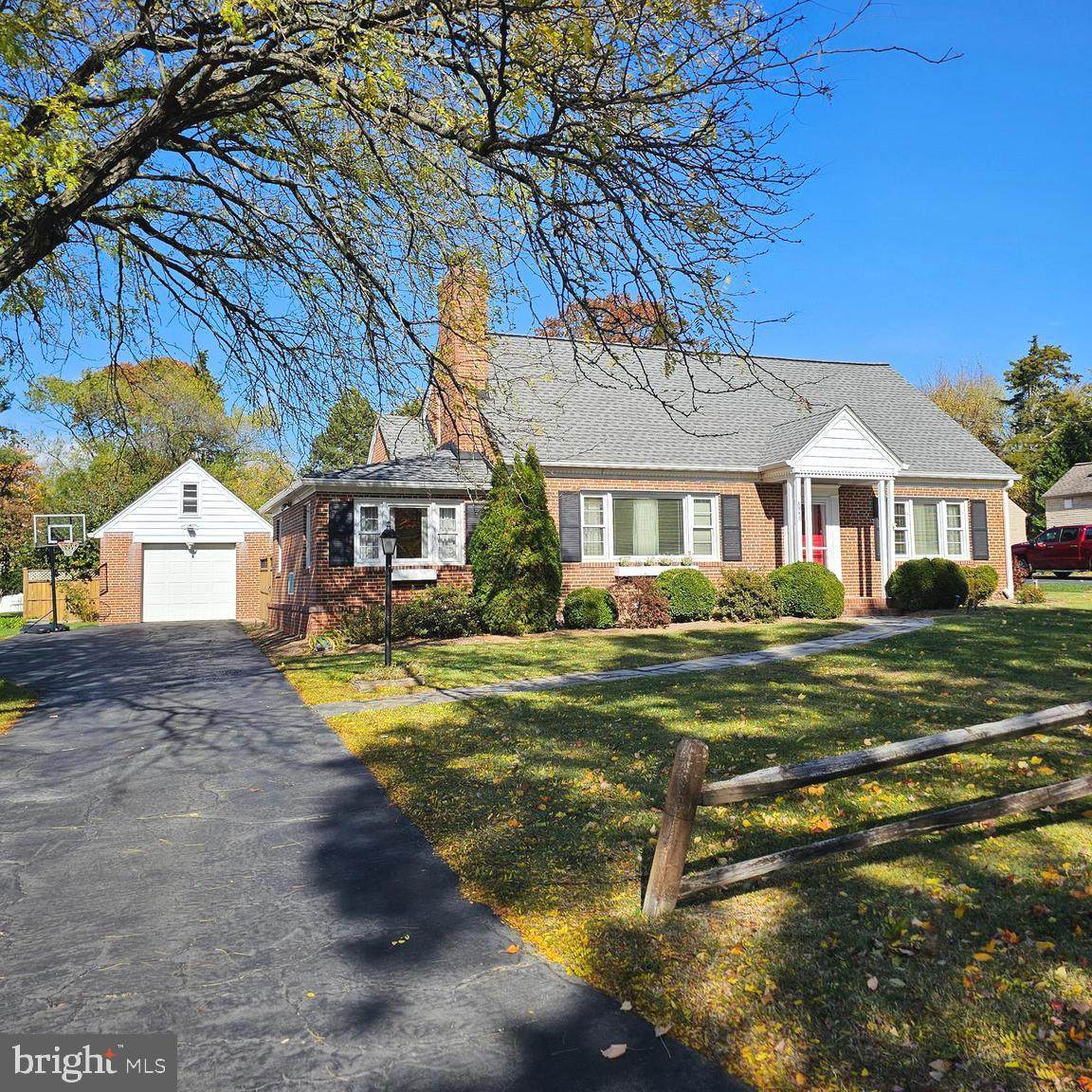 5940 6TH Street - Photo 1