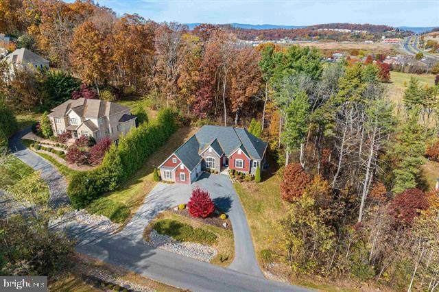 124 Steeplechase Drive - Photo 1