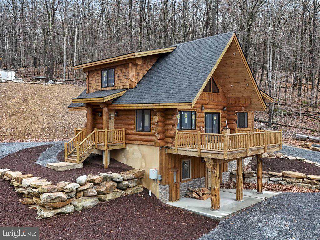 211 Highwood Drive - Photo 1