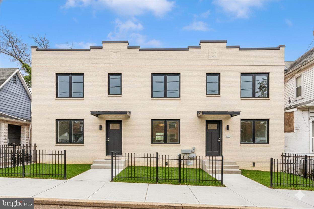 2513-2515 22ND Street - Photo 1