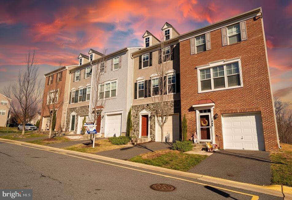 107 Hollister Lane - Photo 1