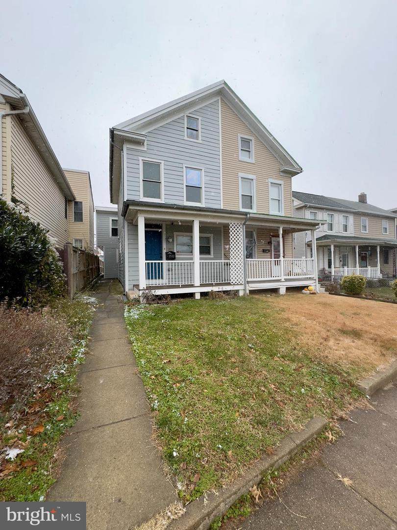 3533 Falls Road - Photo 1