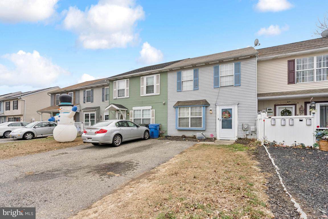 18 4TH Street - Photo 1