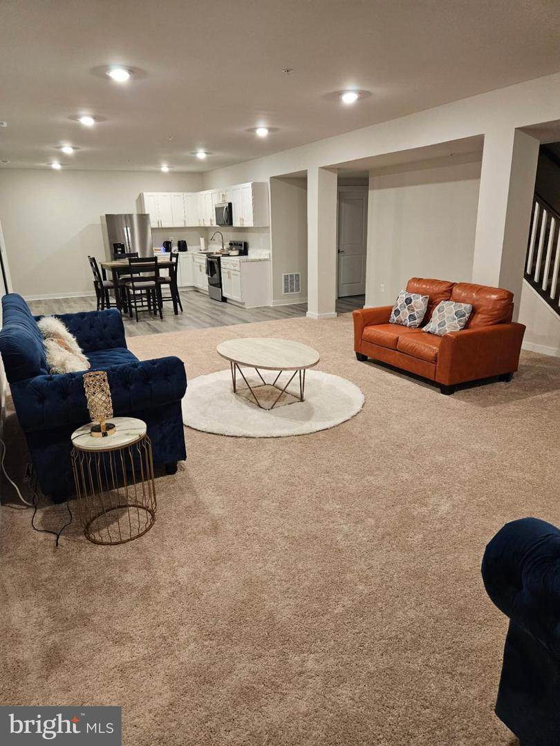 6717 Glenhurst Drive - Photo 1