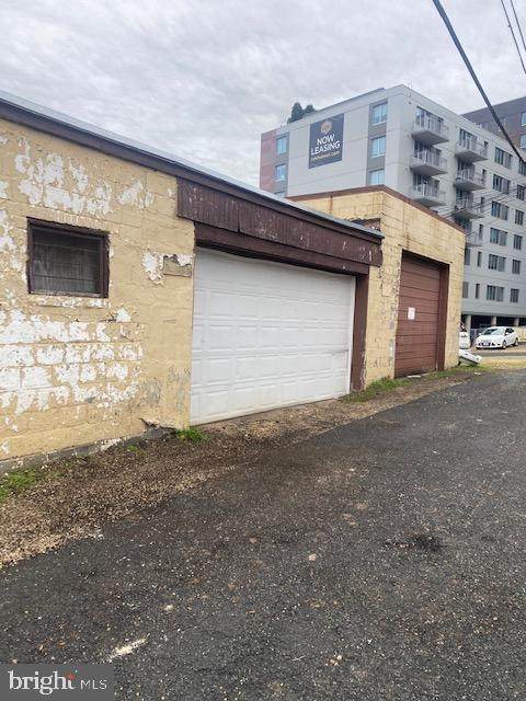 1752 Benning Rd Ne - Photo 1