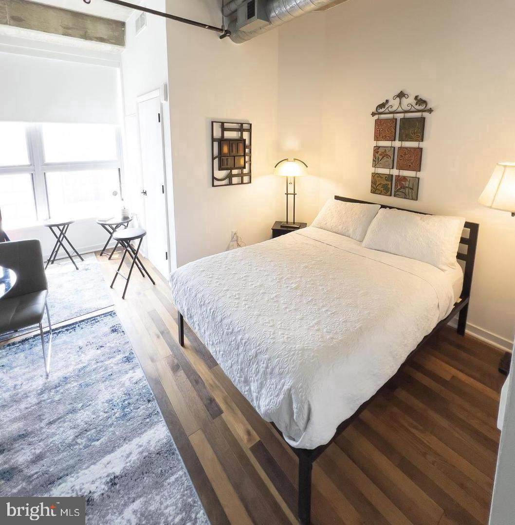 1300 N Street - Photo 1