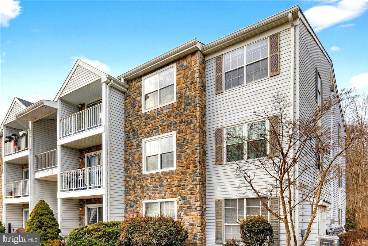 28 Holly Court - Photo 1