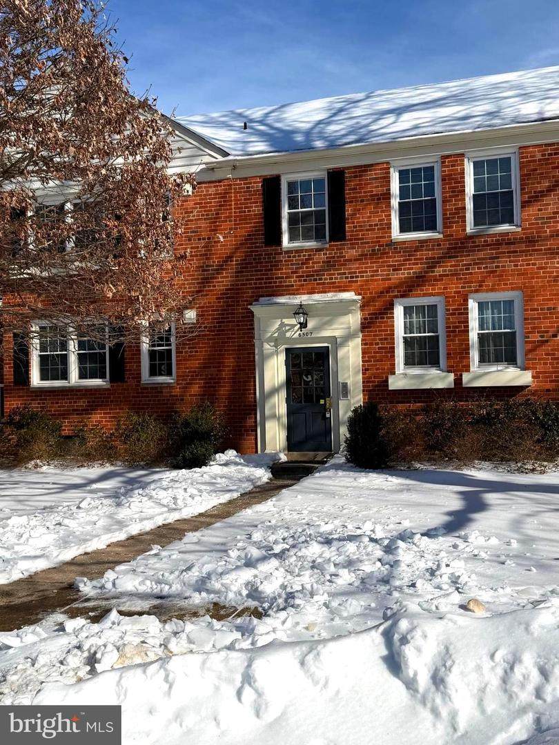 6507 10TH Street - Photo 1