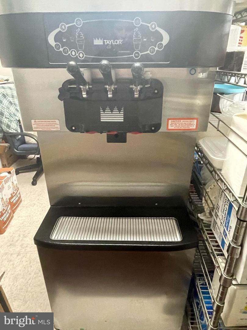 100 Delaware Avenue - Photo 1