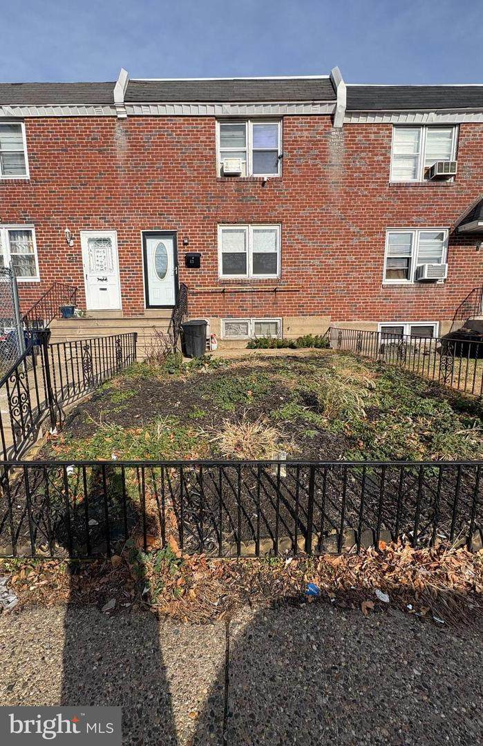 421 Cayuga Street - Photo 1