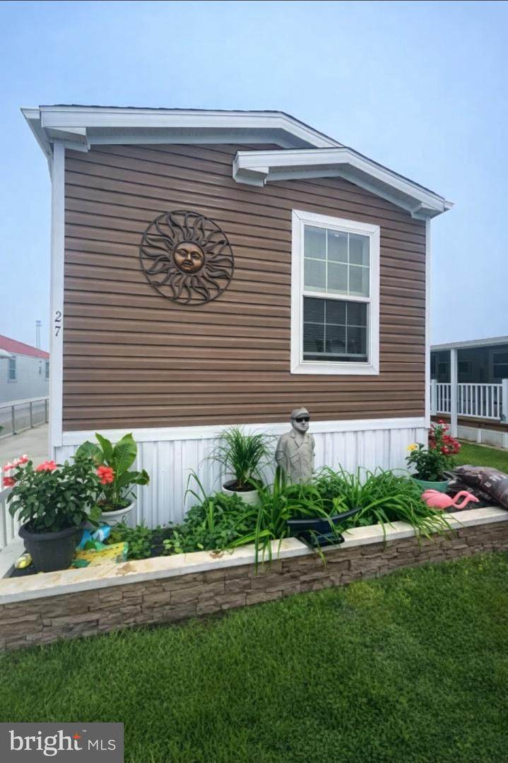 13210 Sinepuxent Avenue - Photo 1