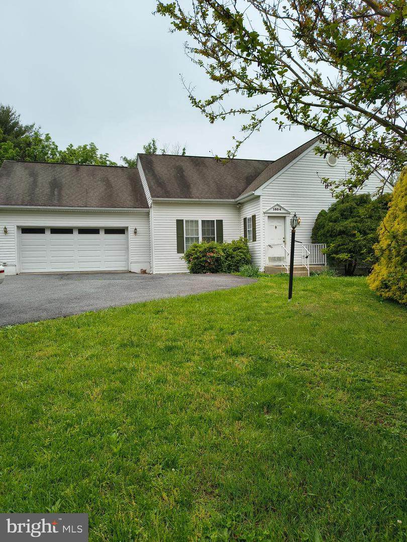 1604 Tollgate Road - Photo 1