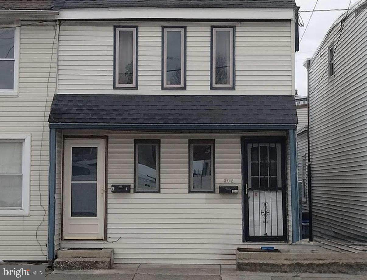 302 Jersey Avenue - Photo 1