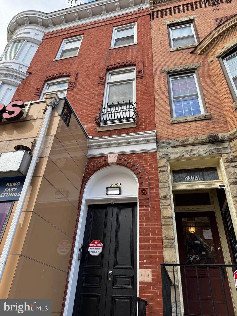 2202 Charles Street - Photo 1