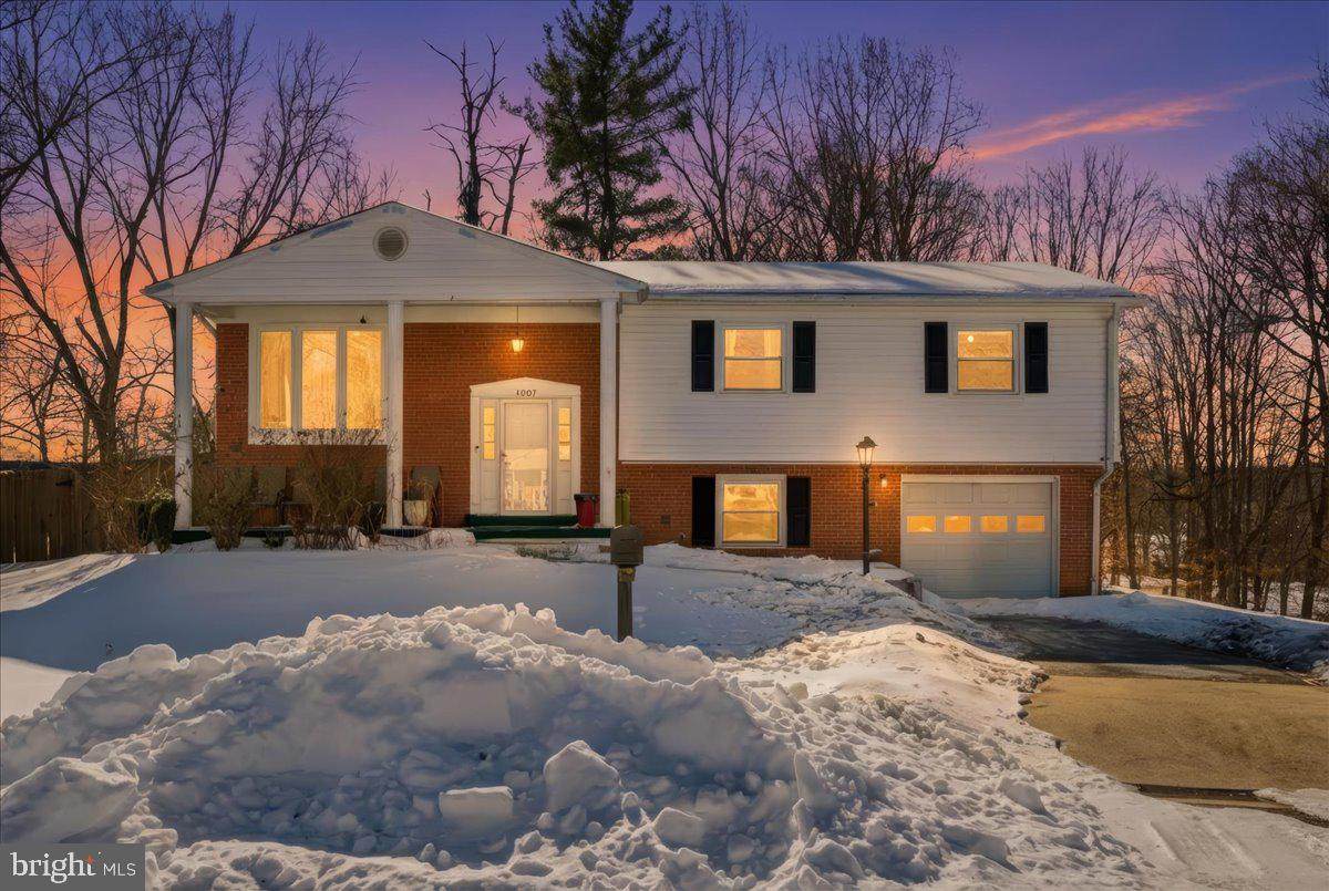 4907 Kenyon Court - Photo 1